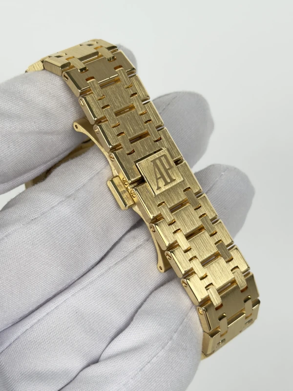 Audemars Piguet 15450BA.OO.1256BA.01 3
