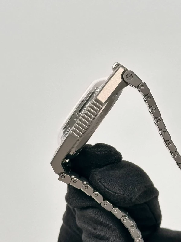 Urwerk Magic T UR-100V Magic T 5
