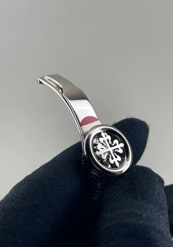 Patek Philippe World Time 5330G 6