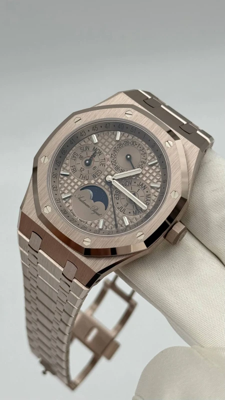 Audemars Piguet Royal Oak Selfwinding Perpetual Calendar 26674SG.OO.1320SG.01 7