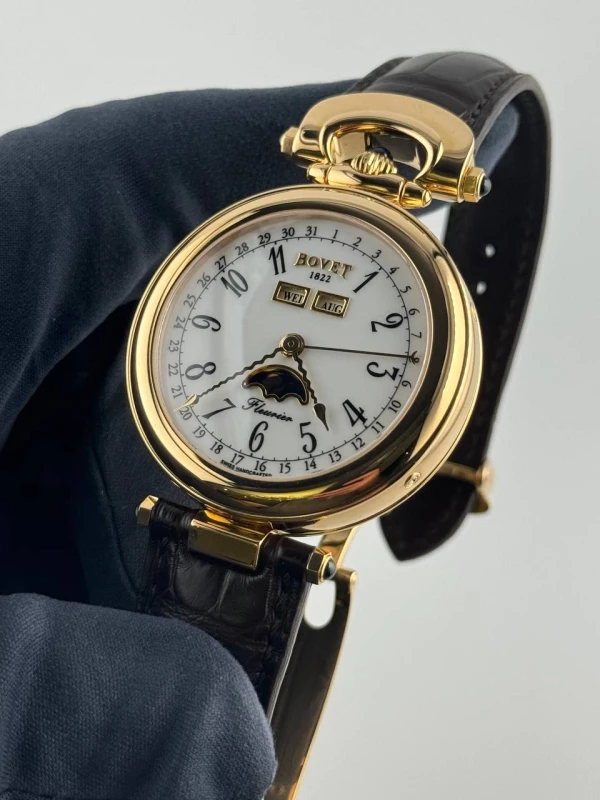 Bovet 42 triple date 8