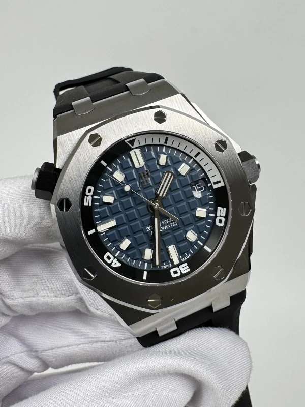 Audemars Piguet Diver 15720ST.OO.A027CA.01 3