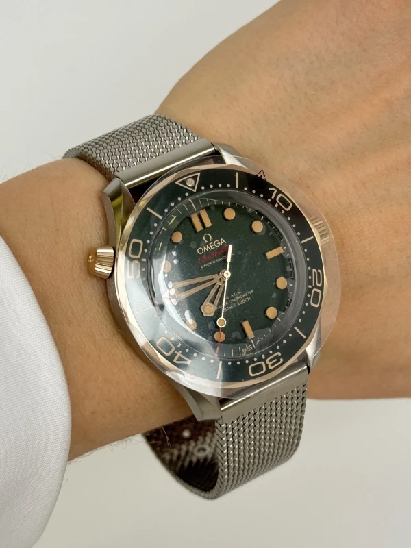 Omega DIVER 300M 210.90.42.20.10.001 6