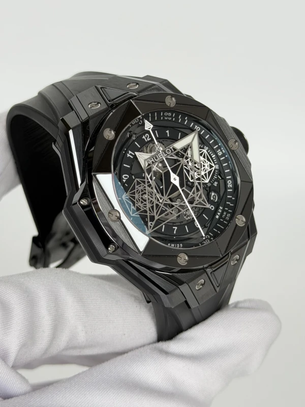 Hublot Big Bang Sang Bleu II 418.CX.1107.RX.MXM22 3