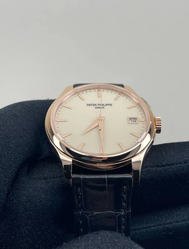 Patek Philippe 5227 5227R-001 4