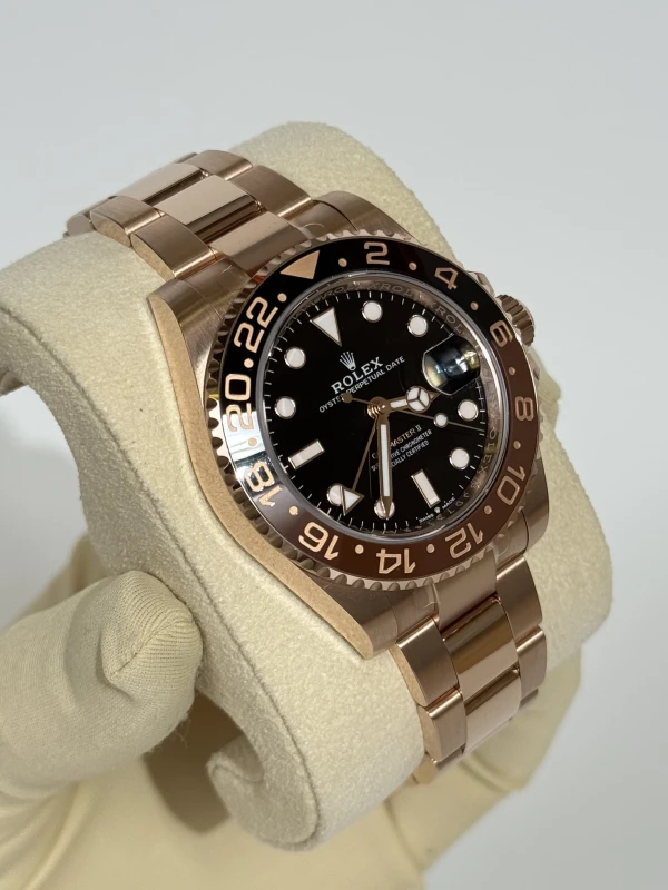 Rolex 40 mm, Everose gold 126715CHNR-0001 2