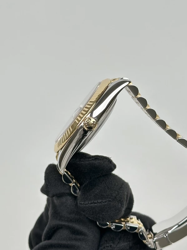 Rolex 41mm Steel and Yellow Gold 126333-0006 4