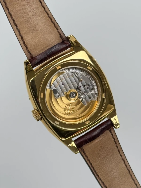 Patek Philippe 5135 5135J-001 7