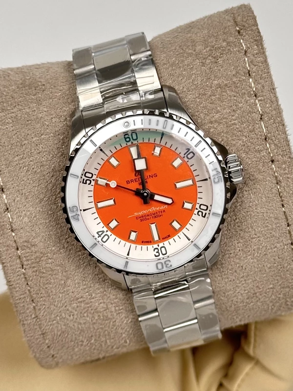 Breitling SUPEROCEAN AUTOMATIC 36 A17377211O1A1 3