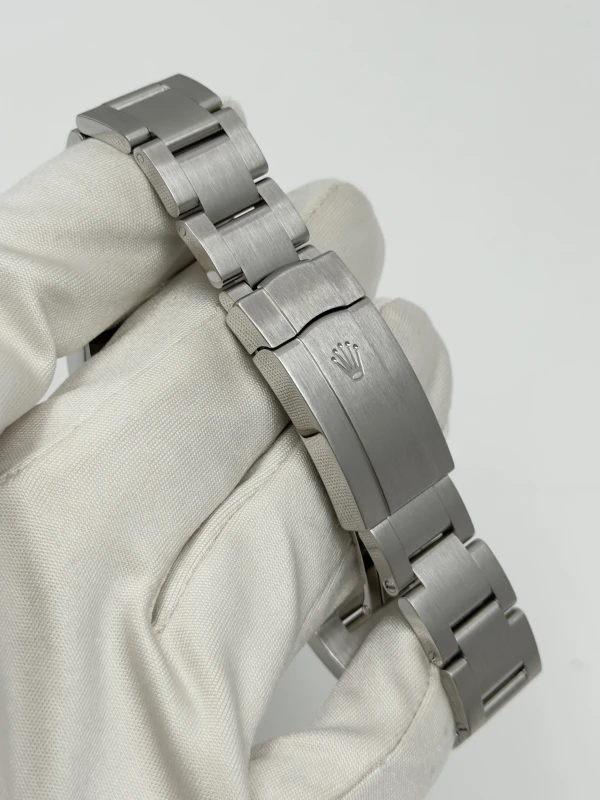 Rolex 40mm Steel  116900-0001 3