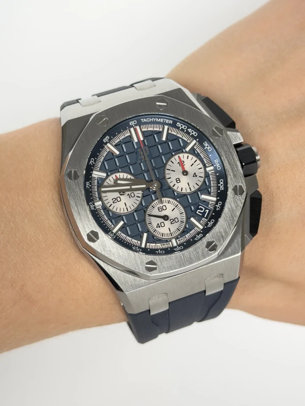 Audemars Piguet Chronograph 43 mm 26420TI.OO.A027CA.01 6