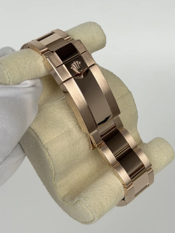 Rolex Cosmograph 40mm Everose Gold 126505-0005 4