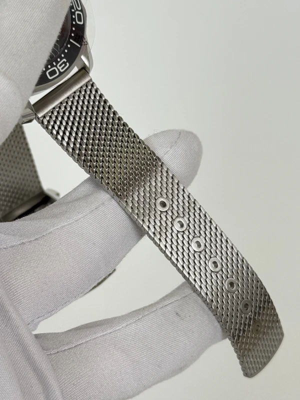 Omega DIVER 300M 210.30.42.20.01.010 3