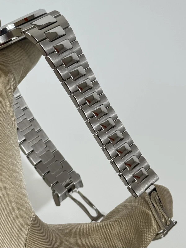 Patek Philippe 5711/1 5711/1A-010 4