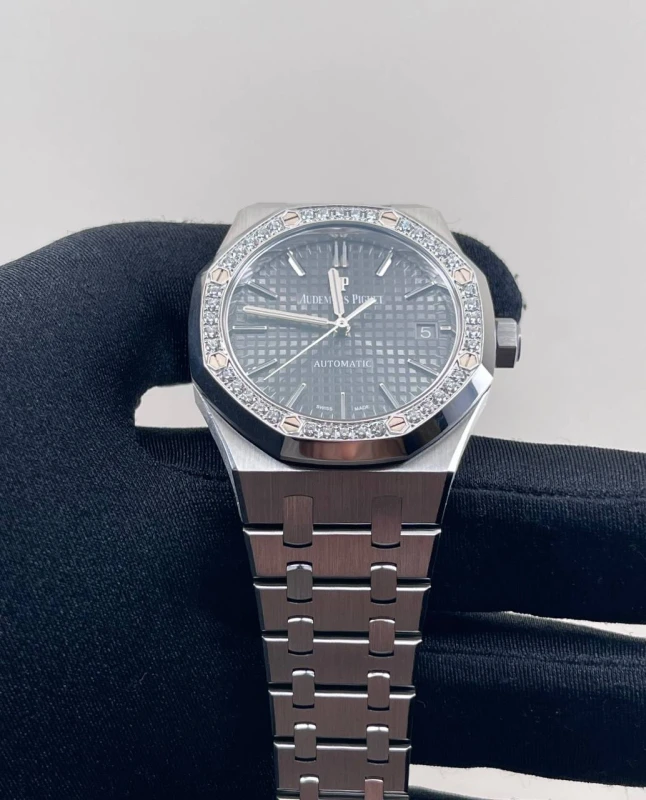 Audemars Piguet Selfwinding 37 mm 15551ST.ZZ.1356ST.06 4