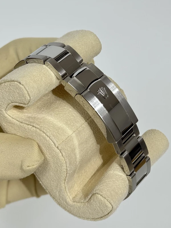 Rolex 36 mm, Oystersteel and white gold 126234-0018 4