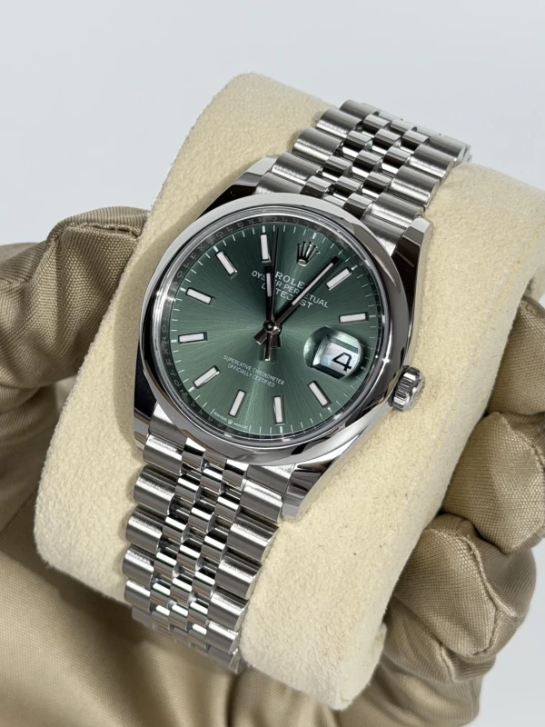 Rolex Datejust 36 mm Steel 126200-0023 3
