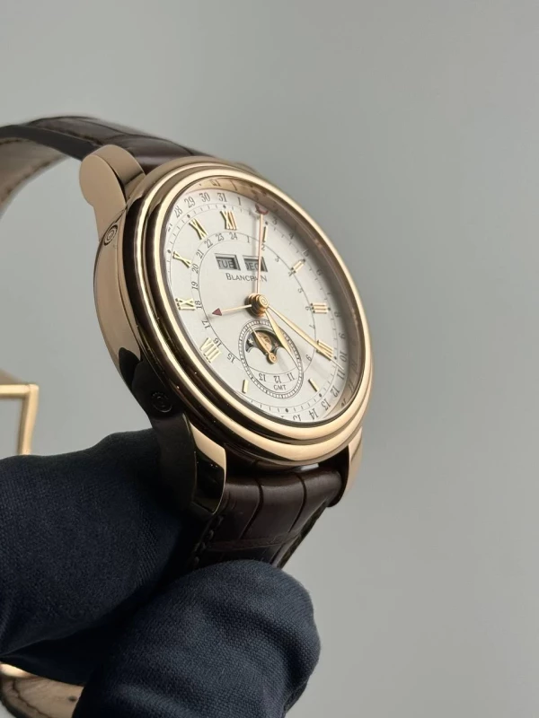 Blancpain GMT Complete Calendar 4276-3642-55B 8