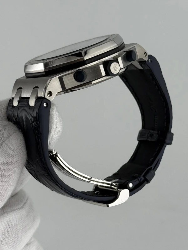 Audemars Piguet Navy Chronograph  26170ST.OO.D305CR.01 5