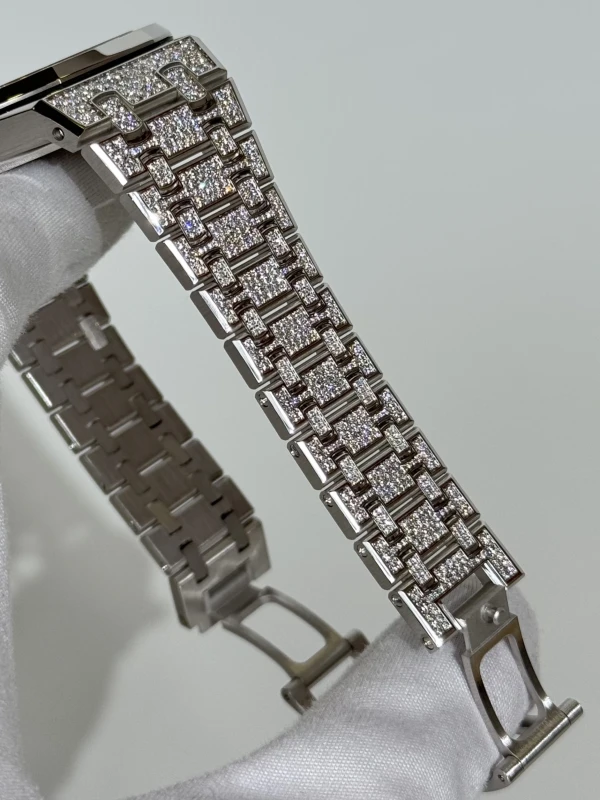 Audemars Piguet 15552BC.ZZ.1358BC.01 5