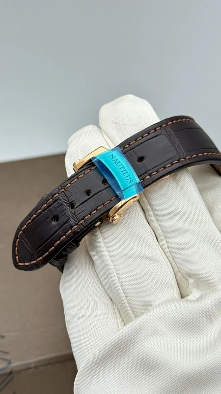 Patek Philippe 5712 5712R-001 6