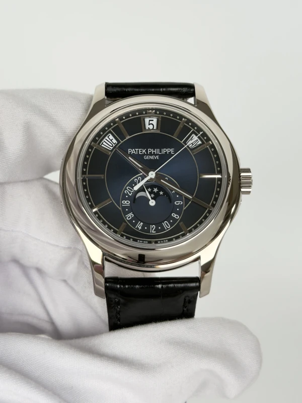 Patek Philippe 5205G-013 2