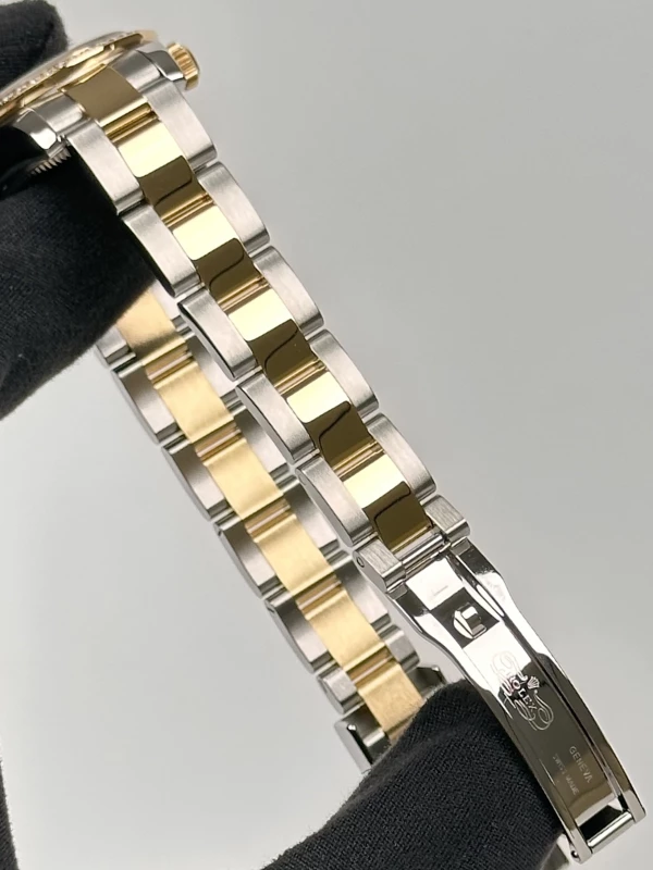 Rolex Lady 26mm Steel and Yellow Gold 179383-0001 6