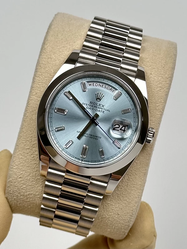 Rolex 40mm 228206-0002 4