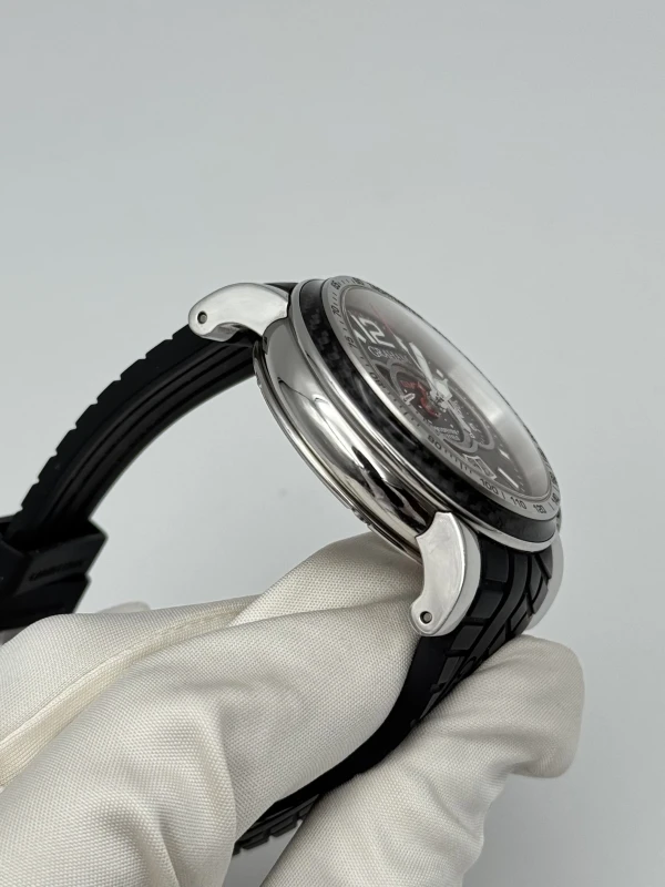 Graham Luffield GMT  2BLAH.B03A.K47S 5