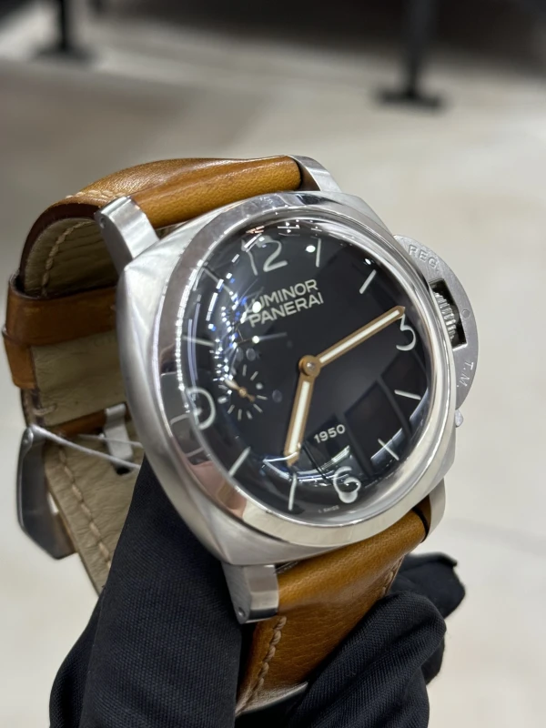 Panerai Special Editions 47mm PAM00127 4