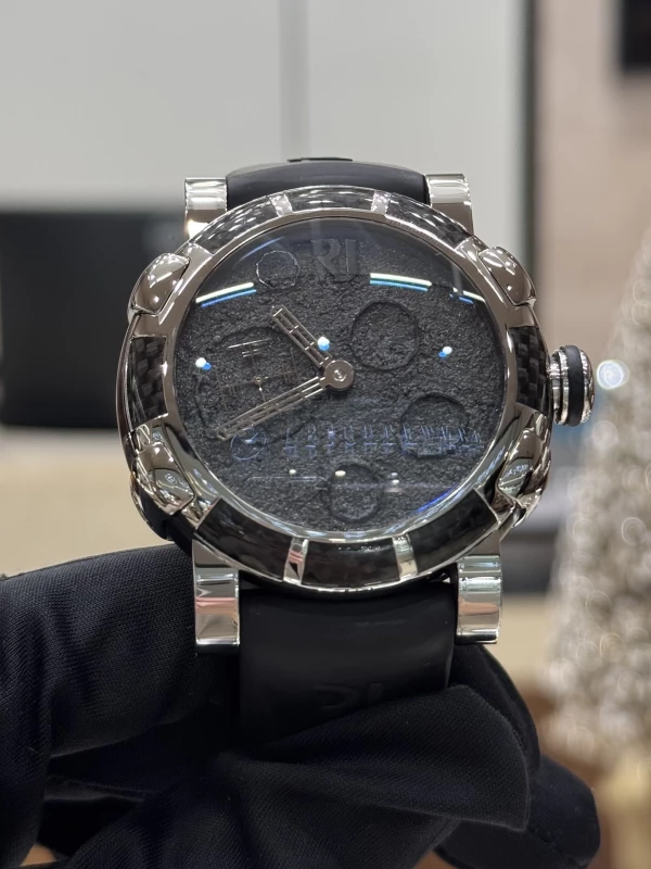Romain Jerome MB.F1.11BB.00 2