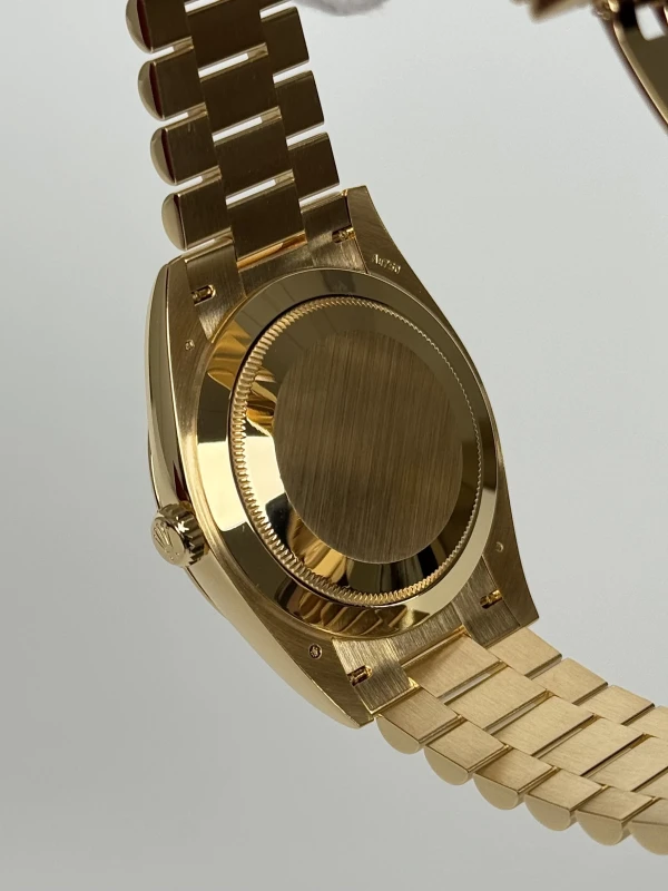 Rolex 40 mm Yellow Gold 228238-0002 8