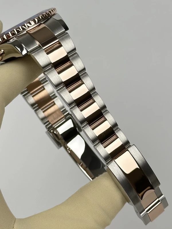 Rolex II 44mm Steel and Everose Gold 116681 White 5