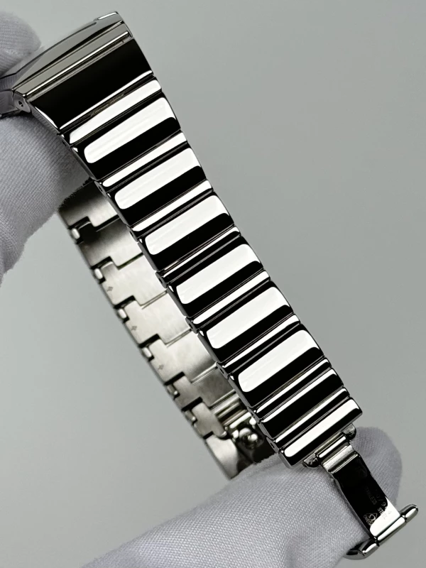 Omega 1586.70.00 7