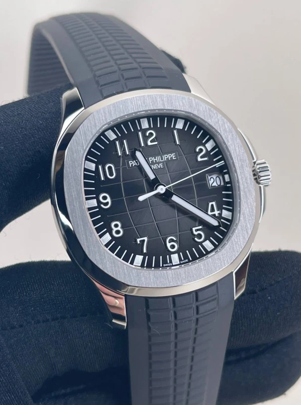 Patek Philippe 5167 5167A-001 3