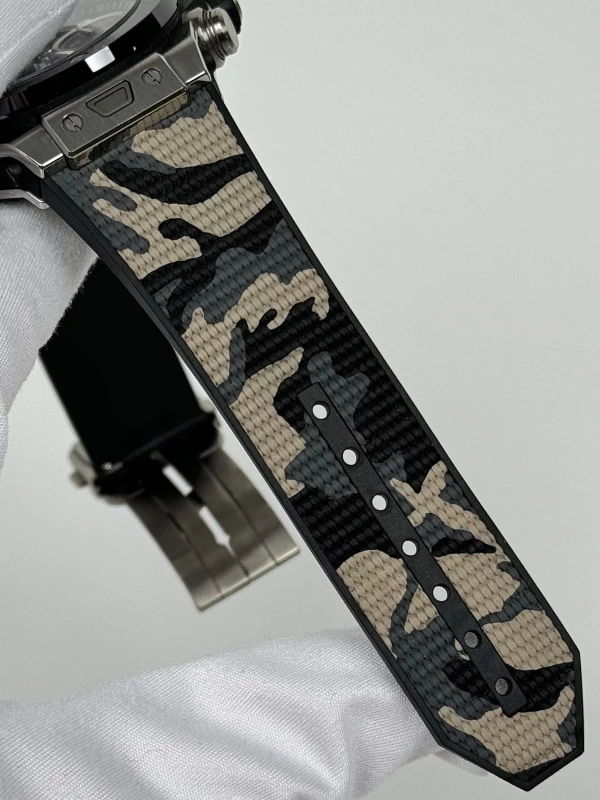 Hublot UNICO TITANIUM CERAMIC 421.NM.1170.RX 7