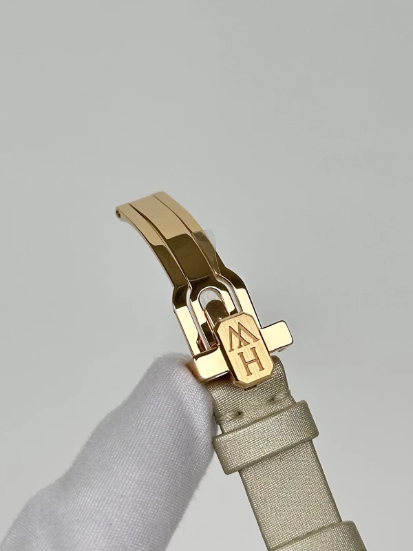 Harry Winston AVCQHM16RR034 8