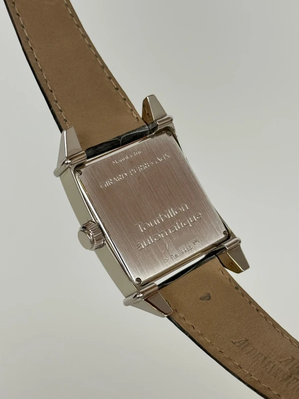 Girard Perregaux . 99850.0.71 7