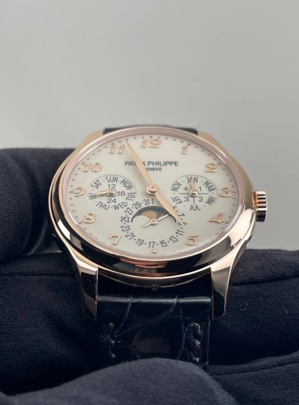 Patek Philippe 5327R-001 4
