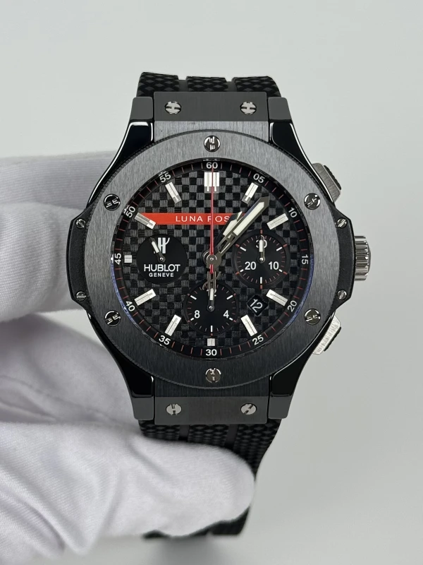 Hublot Limited Edition Luna Rossa 301.CM.131.RX.LUN06 2
