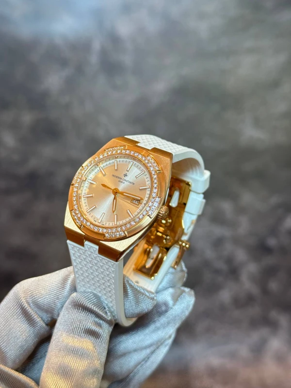 Vacheron Constantin OVERSEAS 1205V/000R-B592 3