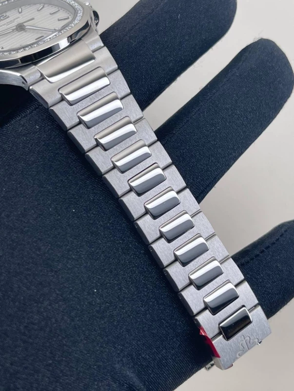 Patek Philippe Lady 7118 7118/1200A-010 6