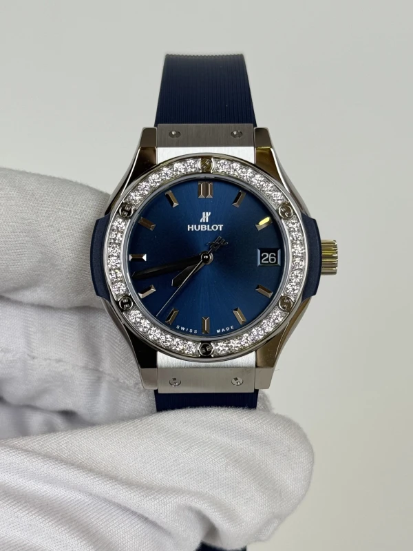 Hublot TITANIUM BLUE DIAMONDS 581.NX.7170.RX.1104 2