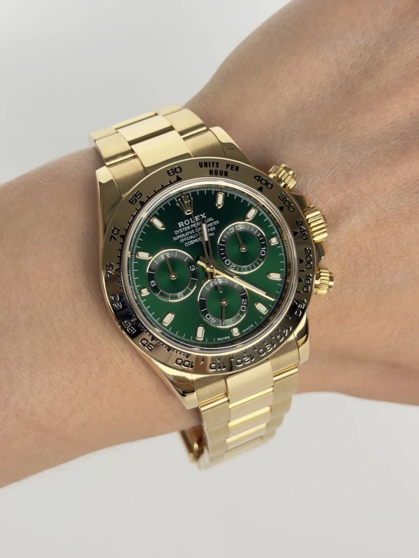 Rolex Cosmograph 40mm Yellow Gold  116508-0013 5