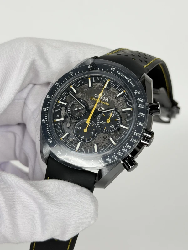 Omega SPEEDMASTER DARK SIDE OF THE MOON 310.92.44.50.01.001 3
