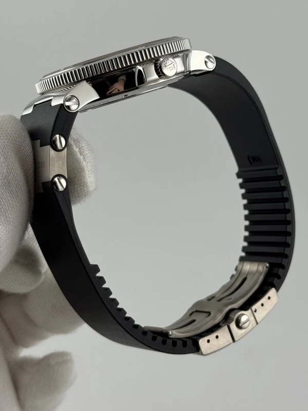 Ulysse Nardin Maxi Chronometer 43mm 263-67/42 5