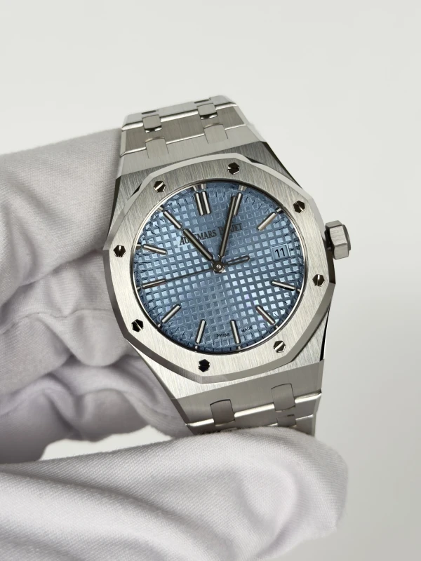 Audemars Piguet Royal Oak Selfwinding 37 mm 15550ST.OO.1356ST.08 3