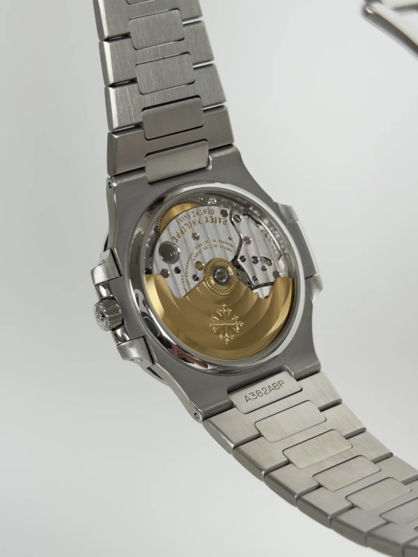 Patek Philippe 5711/1 5800/1A-001 5