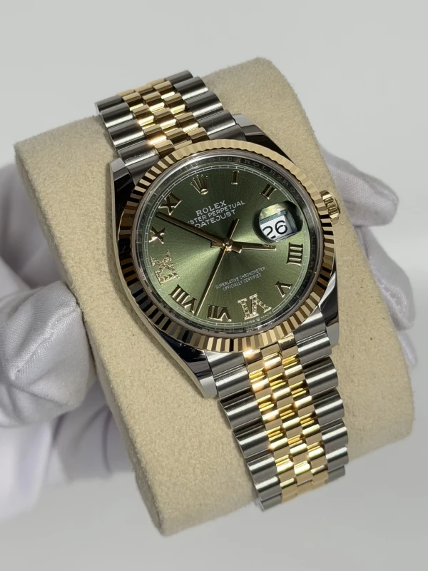 Rolex 36 mm, Oystersteel and yellow gold 126233-0025 3