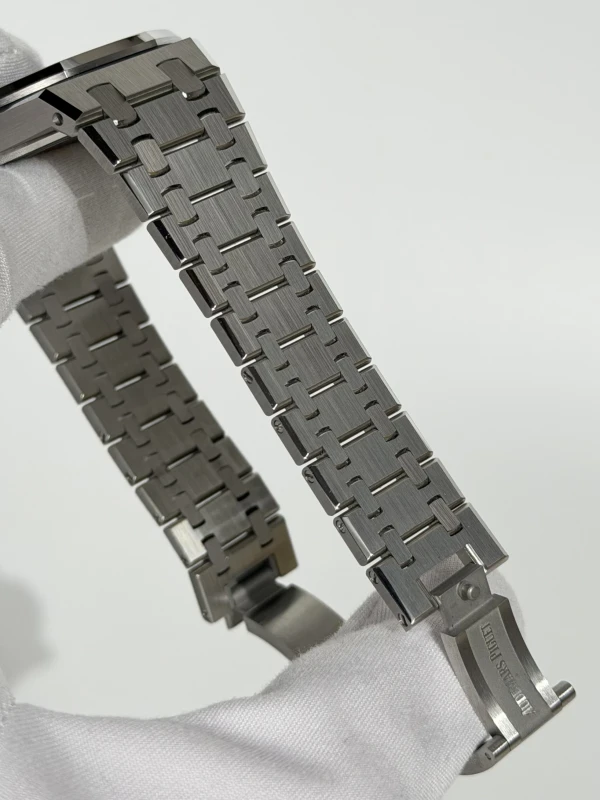 Audemars Piguet Royal Oak Selfwinding 34 mm 77451ST.ZZ.1361ST.04 4